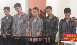 Bắn nát ngực nữ nhân viên massage vì bị từ chối phục vụ