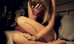 Nửa đêm ép thiếu nữ 17 tuổi vào nhà nghỉ thay nhau cưỡng bức