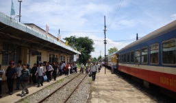 Nhắn tin 'thử' Bộ trưởng GTVT, nhân viên ga Nam Định bị đình chỉ