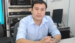 Ra khỏi cổng trường: 'Cừu non hóa sói'