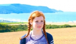 Nữ sinh 2 lần tự tử vì bị bạn trai 'phá nát trái tim'