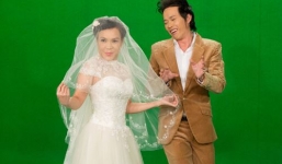 Hoài Linh bảnh bao bên 'vợ' mặc váy cưới xinh đẹp
