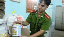 Rùng mình phát hiện cơ sở sản xuất sữa cao cấp từ nguyên liệu Trung Quốc