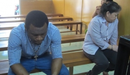 Mê facebook, 'quý bà' U50 vướng lưới tình của gã Tây đen