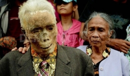 Bí ẩn xác chết 'đội mồ sống dậy' đi lại, tìm đường về nhà 