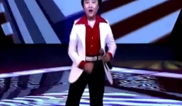 Cậu bé khiến huấn luyện viên 'khẩu chiến' trong 'giọng hát Việt nhí'