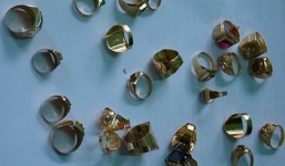 Vụ cướp tiệm vàng ở Bình Dương: Vợ tiếp tay cho chồng bán vàng