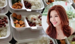 Doanh nhân xinh đẹp phát miễn phí hàng nghìn suất cơm cho sĩ tử