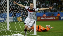 Kết quả World Cup 2014 Đức 2-1 Algeria: 'Xe tăng' lết vào tứ kết sau 120 phút