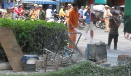 Clip hiện trường vụ người đàn ông tự thiêu tại Sài Gòn