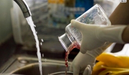 Lạnh người theo chân một cô gái trẻ đi phá thai