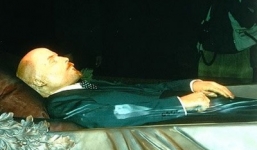 Tiết lộ những sự thật bất ngờ về xác ướp Lê-nin