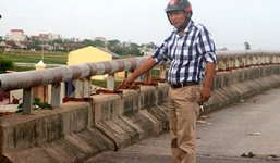 Hai thanh niên tông chết một chiến sĩ công an xã