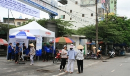 Chủ nhà trọ gây hấn với sinh viên tình nguyện vì ế phòng