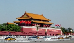 Báo Nhật: Trung Quốc đừng mơ trở thành siêu cường như Mỹ