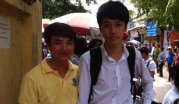 Ảnh hiếm: Bắt gặp thần đồng game Việt Nam “Chim Sẻ Đi Nắng” đi thi đại học