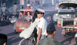 Những bông hồng trong thế giới du đãng ở Sài Gòn