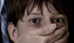 Vì tình yêu, người phụ nữ bắt cóc trẻ em để 'làm quà' cho người tình