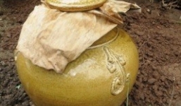 Đào hố chôn 90 triệu đồng xuống đất vẫn bị mất trộm