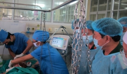 Vụ máy bay rơi ở Hòa Lạc: Ba chiến sỹ bị thương được điều trị đặc biệt