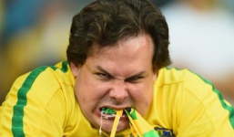 Bạo loạn bùng phát sau thất bại cay đắng của đội tuyển Brazil