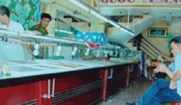 Chân dung gã thợ kim hoàn bỗng chốc thành tỷ phú