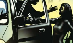 Thiếu nữ trẻ bị 4 gã trai kéo lên xe tải, trói chặt rồi thay nhau cưỡng hiếp