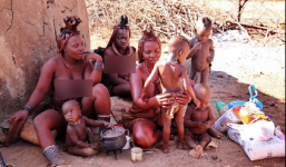 Thăm bộ tộc ở trần, phụ nữ đẹp nhất vùng lục địa đen