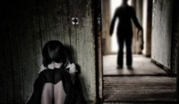 Rùng mình cha ruột hiếp dâm con gái suốt 5 năm