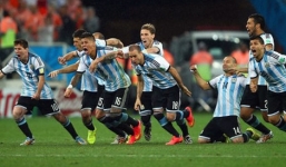 Kết quả World Cup 2014 Hà Lan 0-0 Argentina (Pen 2-4): Loạt đấu súng oan nghiệt