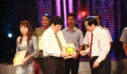 Thu hồi Giải Báo chí Quốc gia của ông Đinh Đức Lập