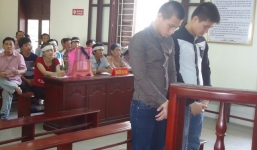 Bị đánh, đâm chết thầy giáo dạy thể hình từ sau lưng