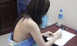 Gái bán dâm đóng phạt rồi chuyển địa bàn tiếp tục hành nghề