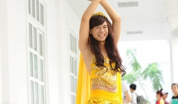 Nam sinh giả gái múa gợi cảm thi năng khiếu