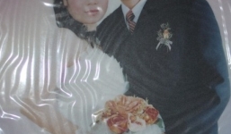 Vì ghen, chồng điên cuồng chém chết vợ và con trai 4 tuổi