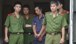 Rùng mình với thủ tục 'chào buồng' tội phạm hiếp dâm