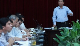 Video: Bộ trưởng Thăng 'truy' dồn dập về chậm, hủy chuyến