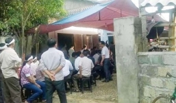 Cháu nội bất hiếu cầm dao chém chết ông bà