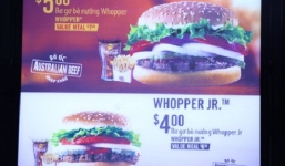 Dịch vụ sân bay vét tiền khách hàng trước giờ giảm giá