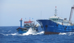 Video: Giàn khoan Hải Dương 981 đang dịch chuyển