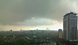 Bí ẩn quầng sáng lạ trên bầu trời Hà Nội sáng nay