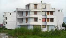 Đại gia chán villa vì “làm chết xác cho ôsin hưởng”