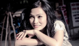 Phương Thanh - cát xê quảng cáo 2 tỉ, nhà đầy đồ hiệu