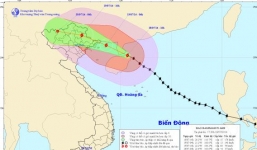 Tin bão mới nhất: Bão số 2 giật cấp 17, cách Móng Cái khoảng 350km