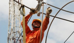 Người dân đang đóng thuế để nuôi những ‘ông Vua’ không ngai