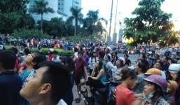 Hàng trăm người túc trực giải cứu tiểu thư nhà giàu định nhảy lầu tự tử