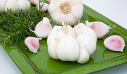 Tác dụng phụ đáng sợ của củ tỏi