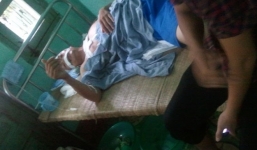 Vợ mê trai lạ, dùng dao giết chồng rồi tự tử