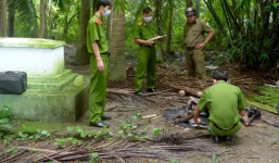 Để lại thư tuyệt mệnh, bà lão 66 tuổi tự thiêu cạnh mộ chồng