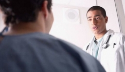 Đi khám dạ dày, người đàn ông 44 tuổi mới biết mình là phụ nữ